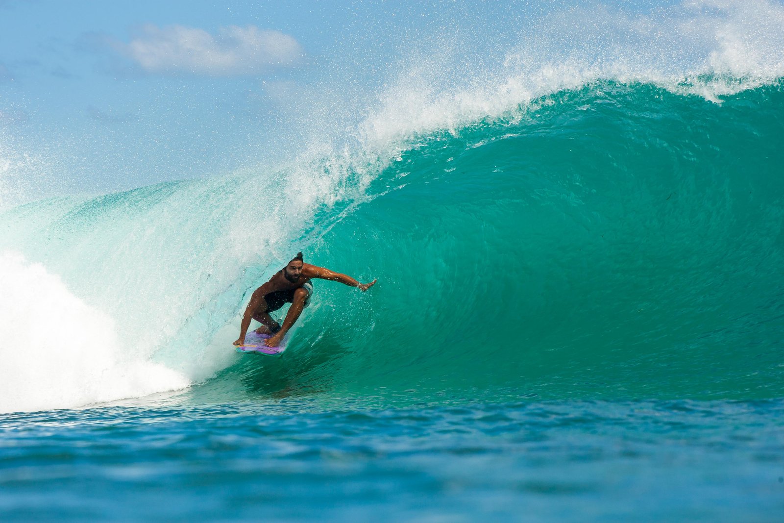 Selancar/surfing